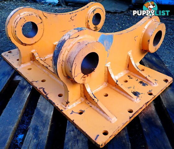 New 30-46 ton (100mm pin) Excavator Headstock Hitch Mounting Plate