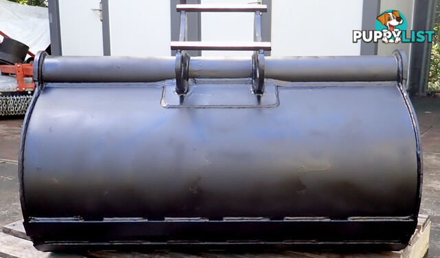 New 4-12 ton 1000mm AHE Excavator / Backhoe Mud Batter Bucket, Partial Headstock