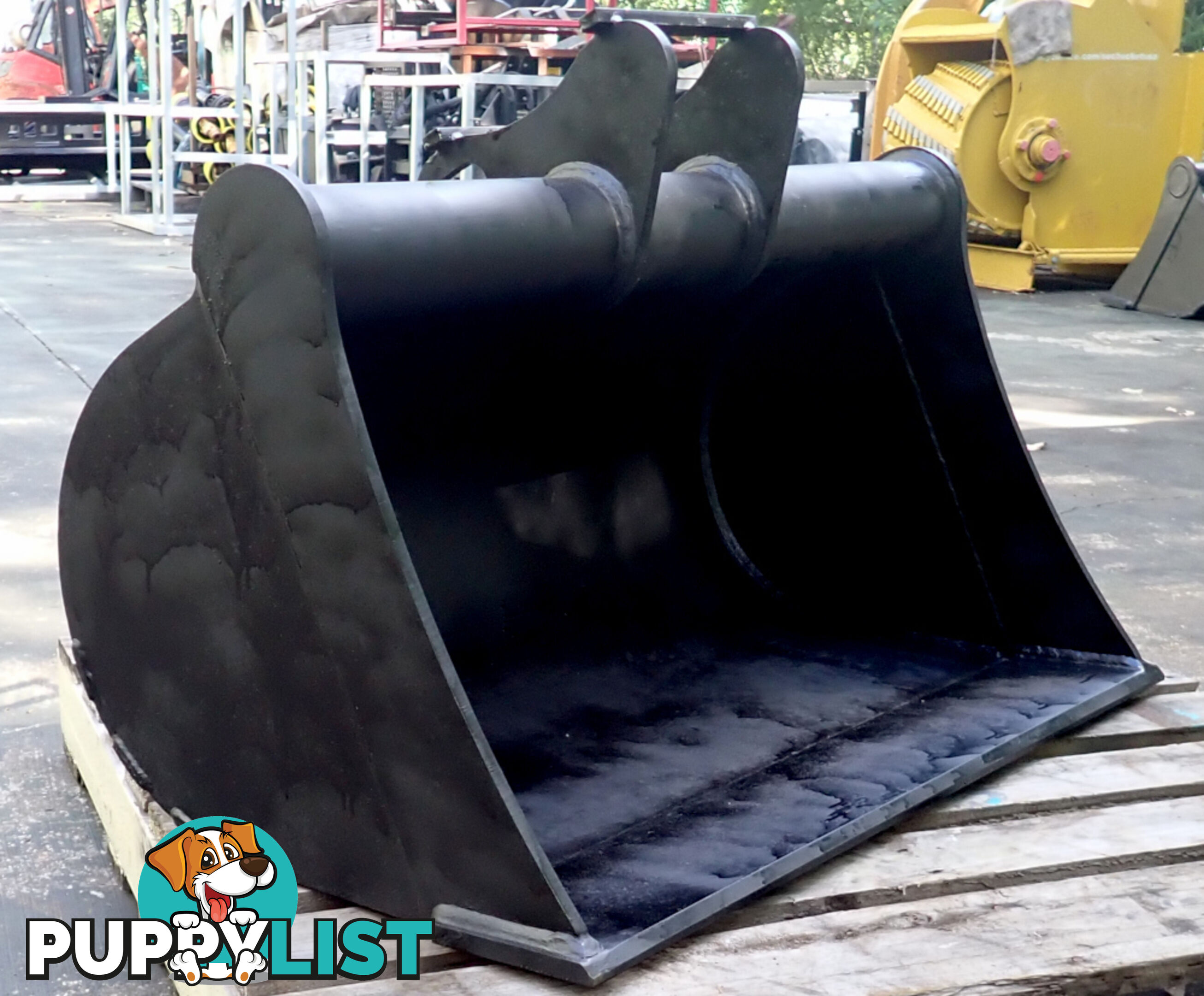 New 4-12 ton 1000mm AHE Excavator / Backhoe Mud Batter Bucket, Partial Headstock