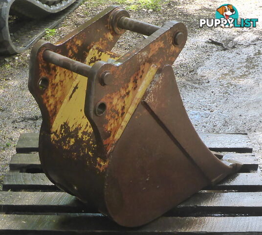 3-7 ton (45, 38mm pin) 450mm Jaws Excavator & Backhoe GP Digging & Trenching Bucket