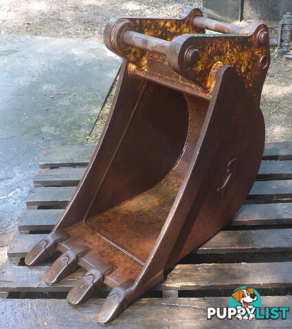 3-7 ton (45, 38mm pin) 450mm Jaws Excavator & Backhoe GP Digging & Trenching Bucket