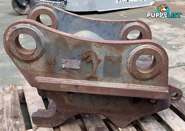 22-36 ton (90mm pin) Excavator Jaws Hitch needs repair or for Headstock