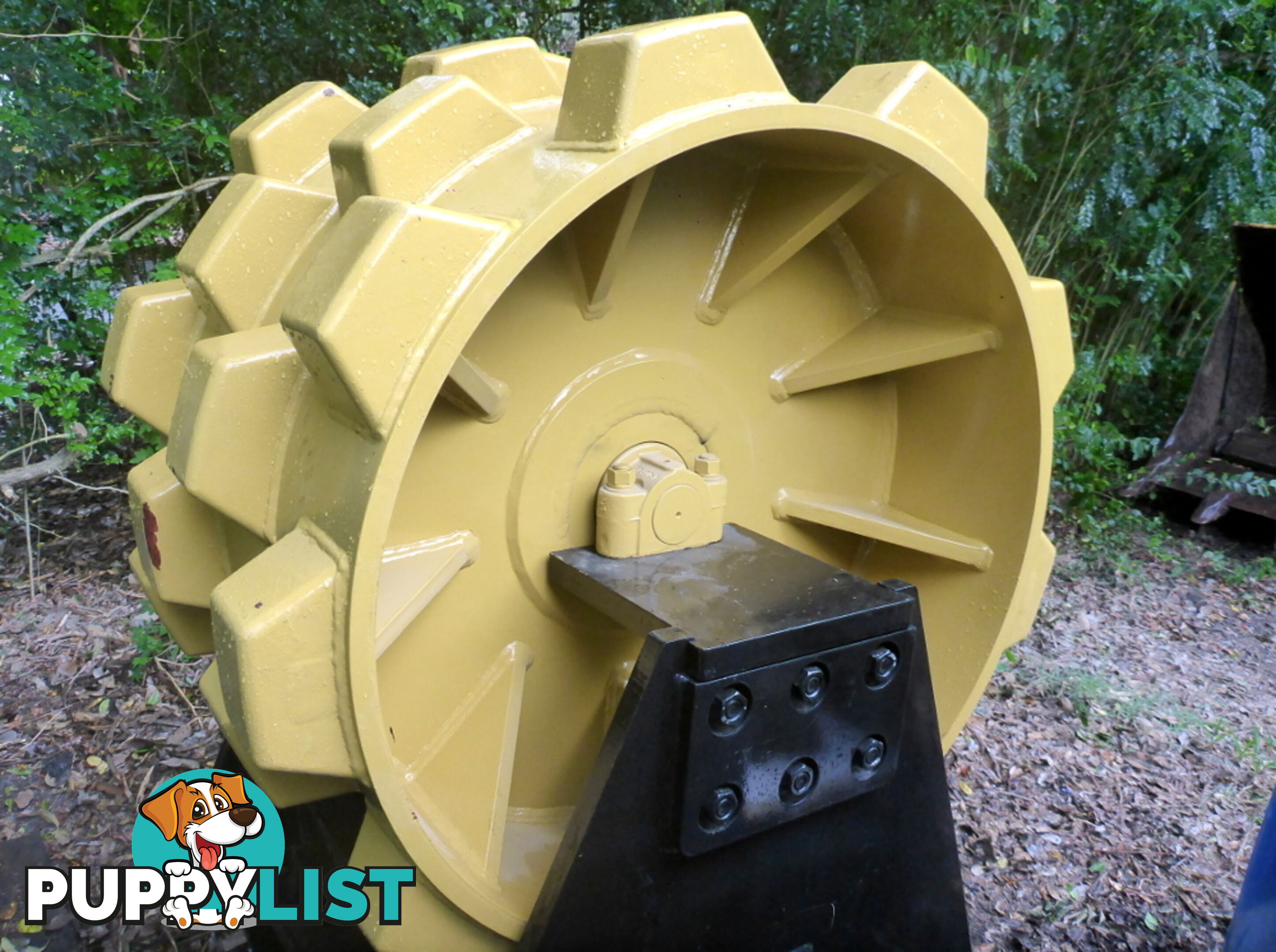 New 25-50 ton (100/90/80mm pin) 810mm Excavator Compaction Wheel