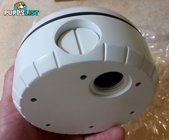 New Tyco / American Dynamics Illustra 610 Full HD Mini Dome IP / CCTV Indoor Security Camera