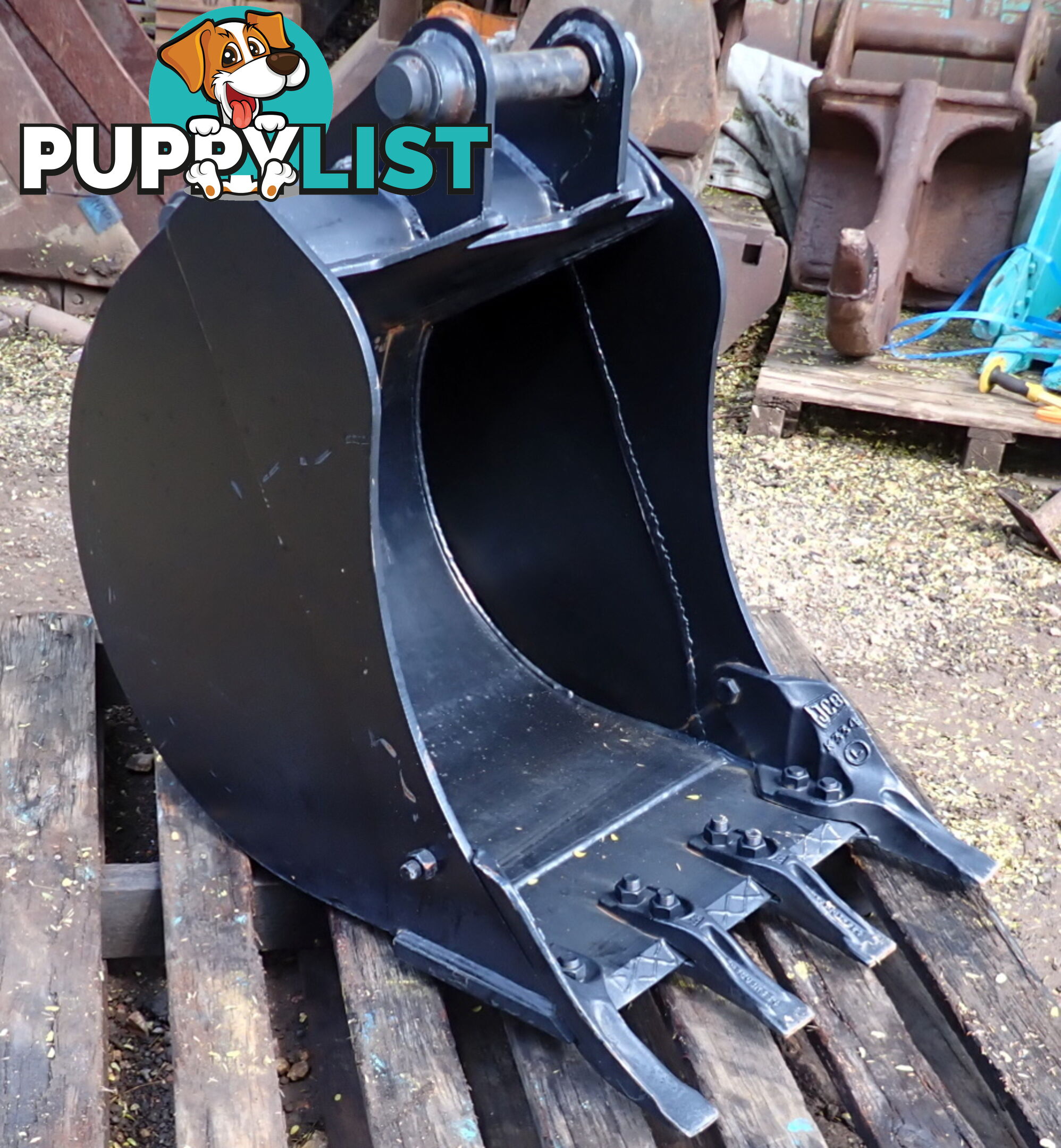 New 5-10 ton (45 or 50mm pin) 600mm Genuine JCB Excavator Digging & Trenching Bucket