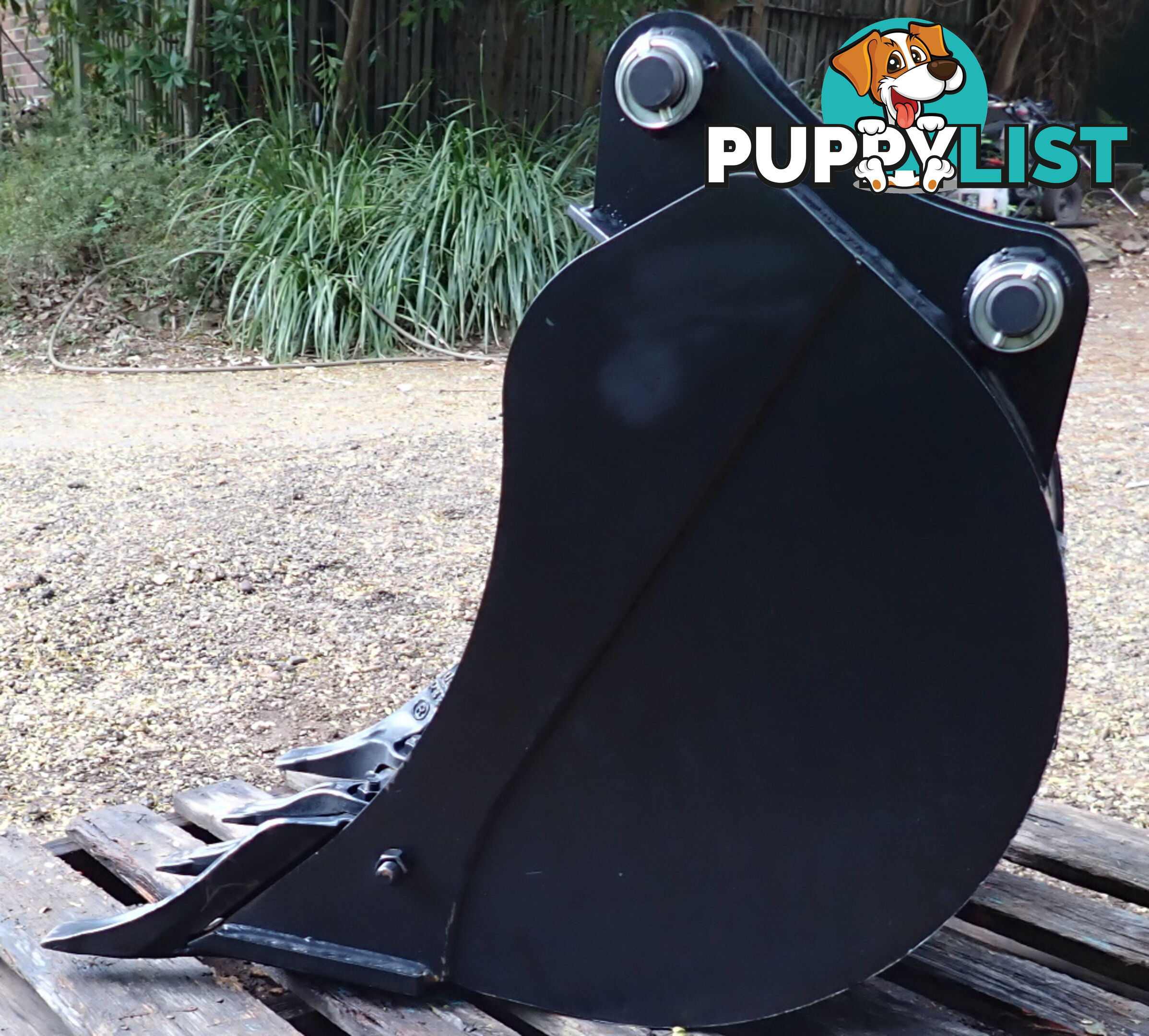 New 5-10 ton (45 or 50mm pin) 600mm Genuine JCB Excavator Digging & Trenching Bucket