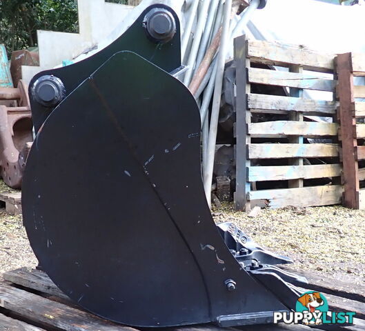 New 5-10 ton (45 or 50mm pin) 600mm Genuine JCB Excavator Digging & Trenching Bucket