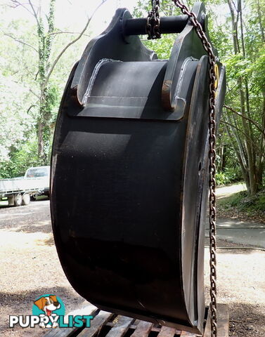 New 15-32 ton (80mm pin) 600mm Doherty Excavator Cleanup Gummy Bucket
