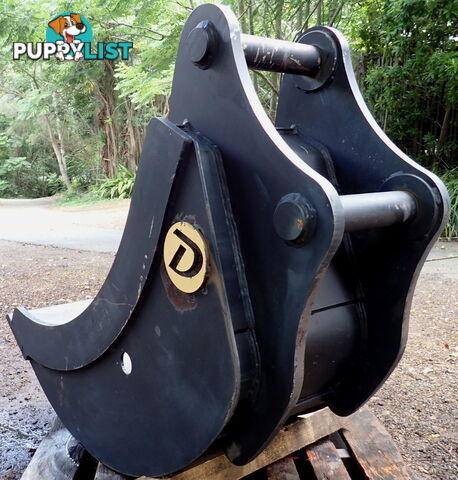 New 15-32 ton (80mm pin) 600mm Doherty Excavator Cleanup Gummy Bucket