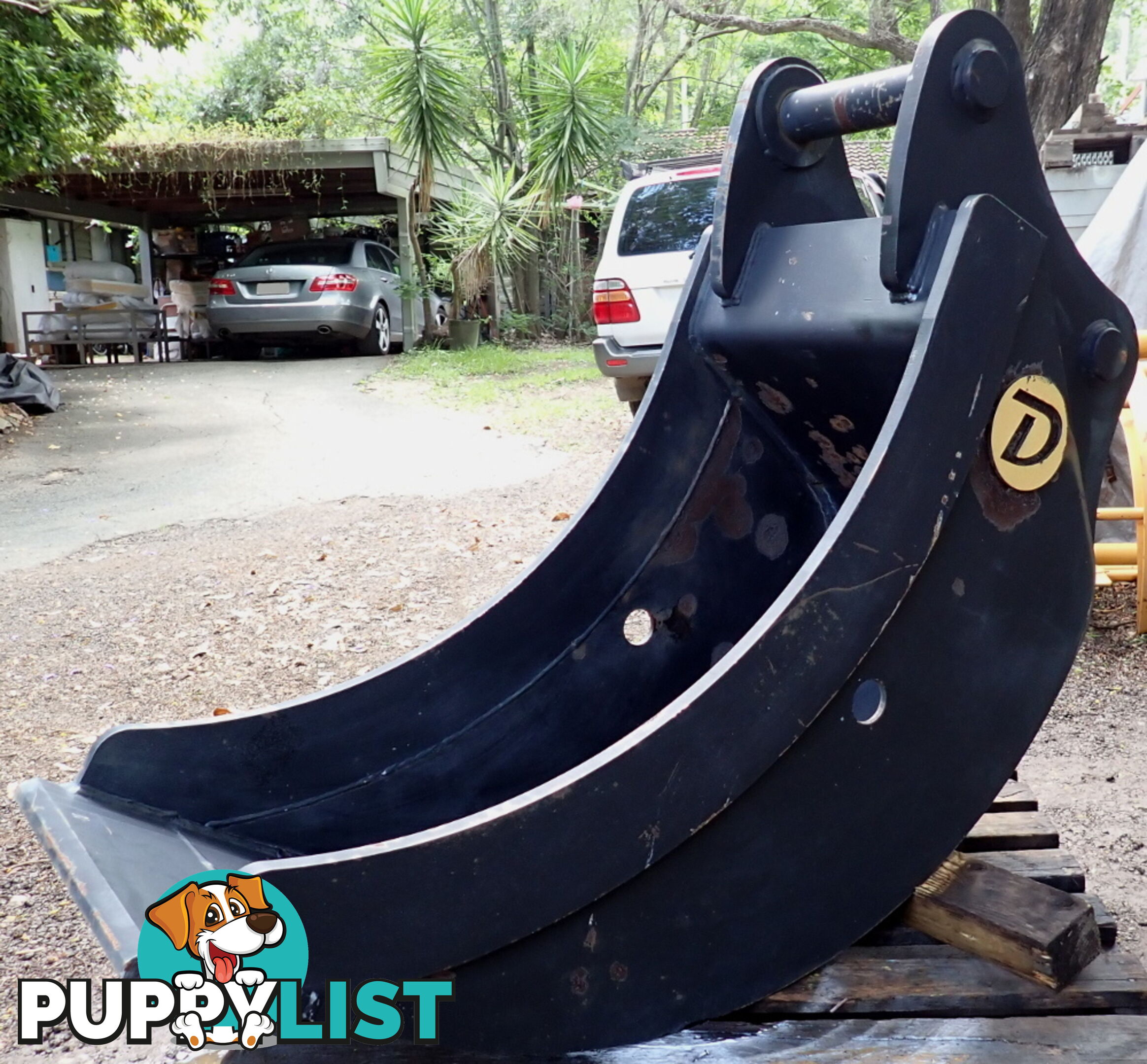 New 15-32 ton (80mm pin) 600mm Doherty Excavator Cleanup Gummy Bucket
