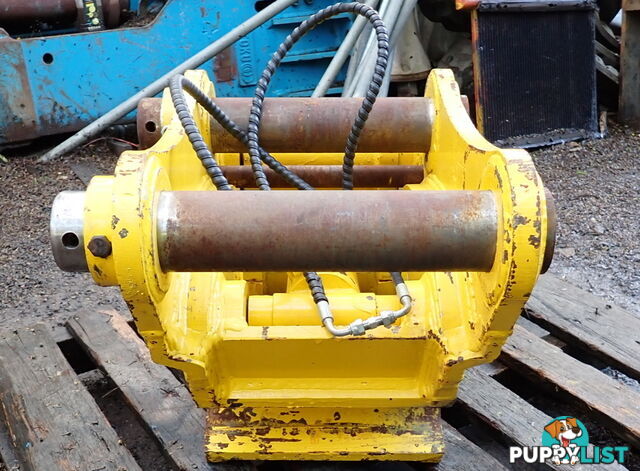 As New 22-40 ton (90mm pin) Hydraulic Excavator Quick Hitch Coupling