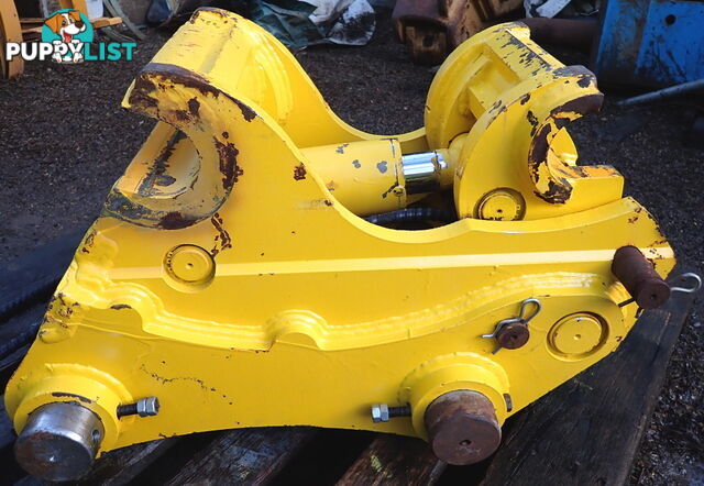 As New 22-40 ton (90mm pin) Hydraulic Excavator Quick Hitch Coupling