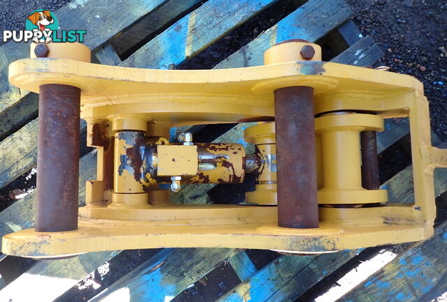 New 10-20 ton (65mm pin) Hydraulic Excavator Quick Hitch Coupling suit Cat