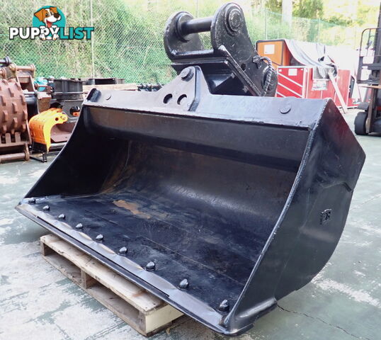 22-47 ton (90mm pin) 2100mm JB/AHE Excavator Tilting Mud Batter Bucket