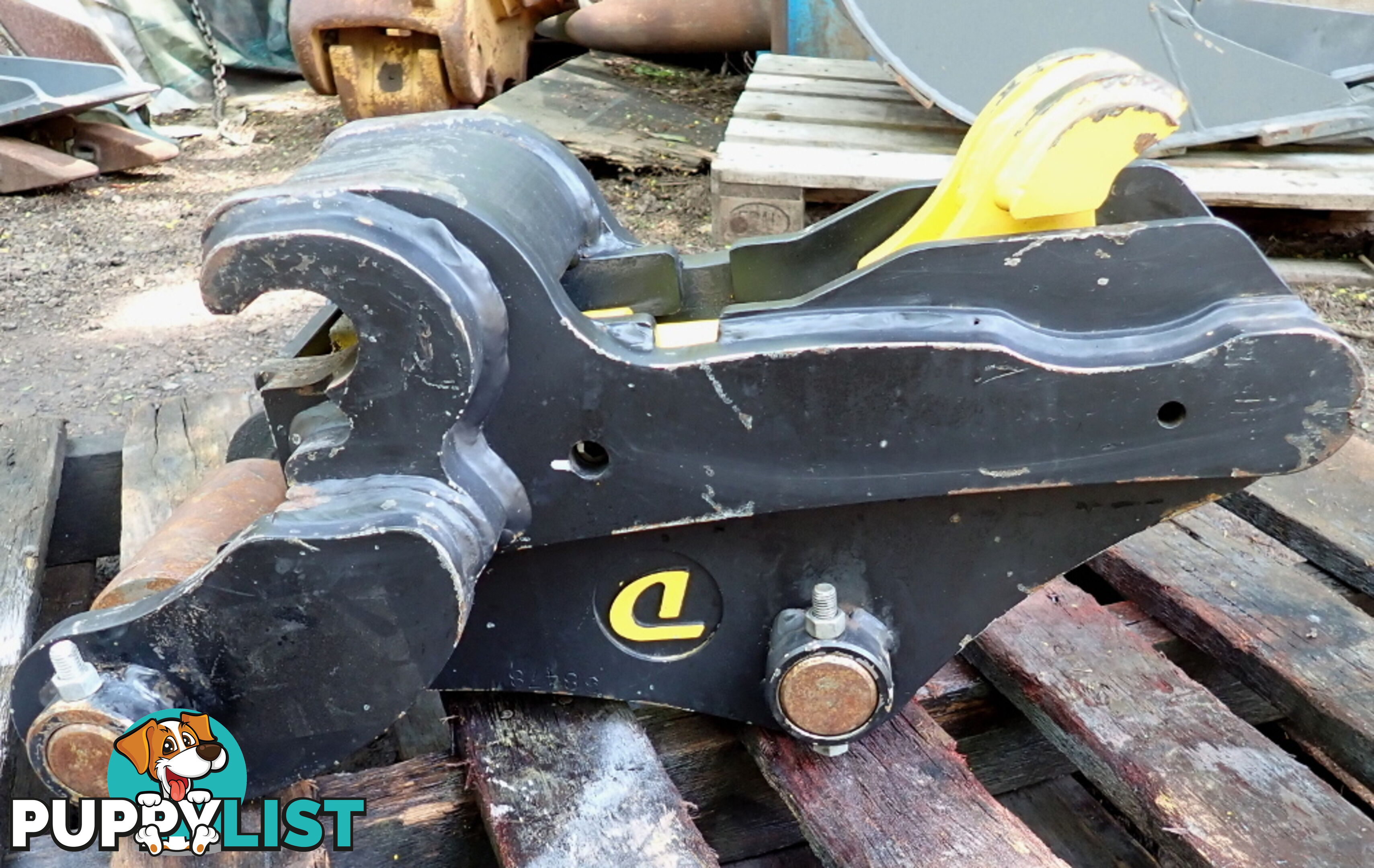 New Case 590ST Backhoe (44.45/50mm pin) Doherty Hydraulic Quick Hitch Coupling