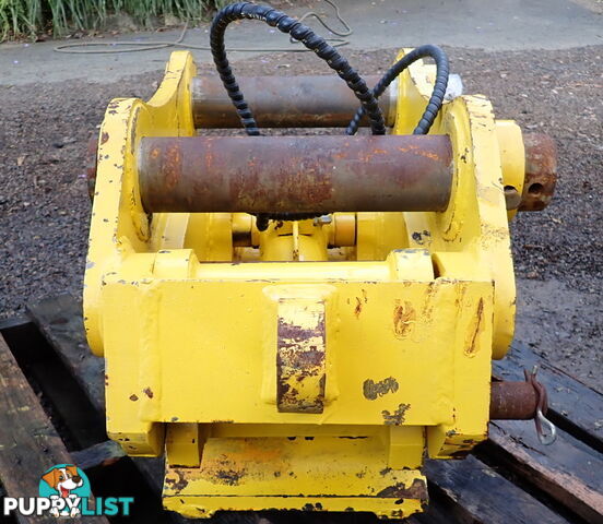 As New 22-40 ton (90mm pin) Hydraulic Excavator Quick Hitch Coupling