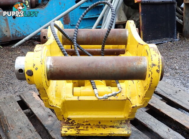 As New 22-40 ton (90mm pin) Hydraulic Excavator Quick Hitch Coupling