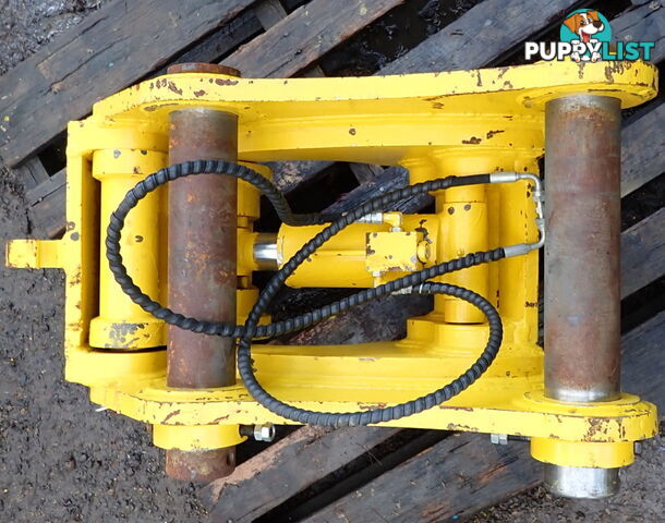 As New 22-40 ton (90mm pin) Hydraulic Excavator Quick Hitch Coupling