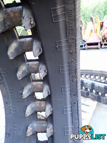 2 John Deere Track Loader / Excavator Rubber Tracks 320x86x52 suit Bobcat, JD, Komatsu, Kubota etc