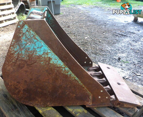 4-12 ton 600mm Norm Excavator Trenching Gummy Bucket Needs Headstock