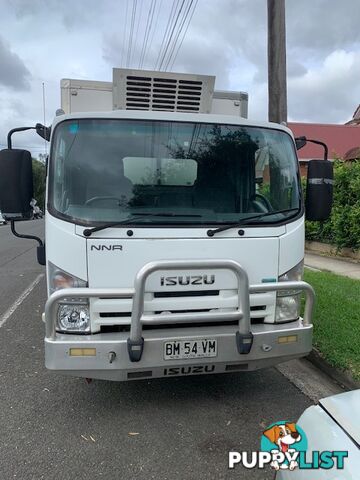 2010 Isuzu NNR 200 Refrigerated Truck
