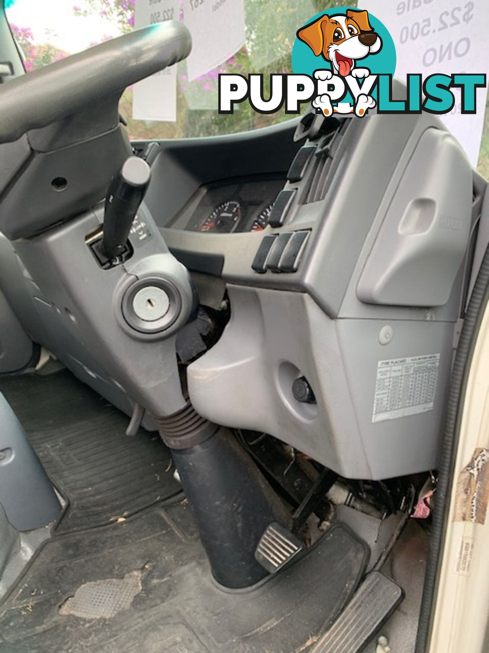 2010 Isuzu NNR 200 Refrigerated Truck