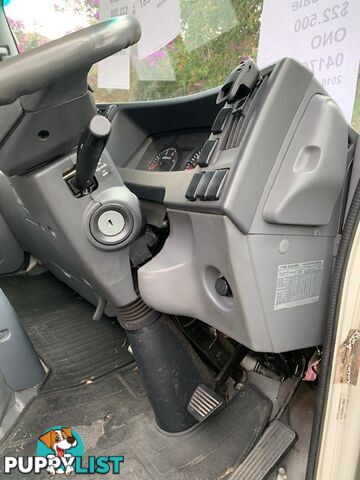 2010 Isuzu NNR 200 Refrigerated Truck