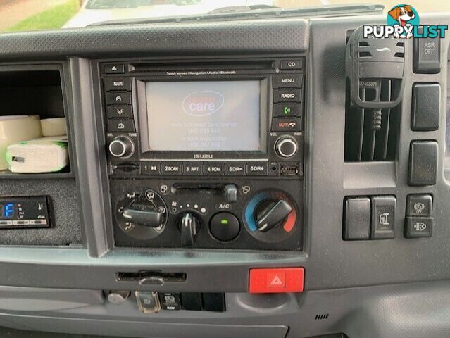 2010 Isuzu NNR 200 Refrigerated Truck
