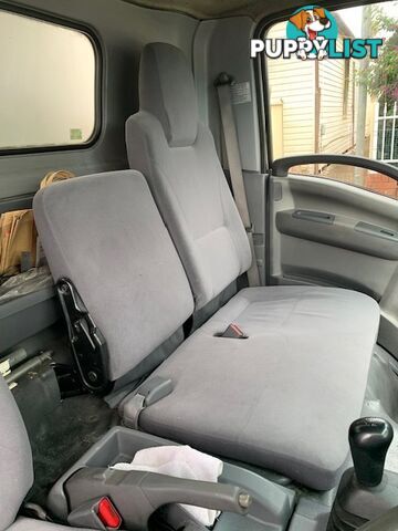 2010 Isuzu NNR 200 Refrigerated Truck