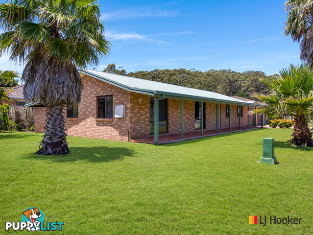 2 Eugenia Place MALONEYS BEACH NSW 2536