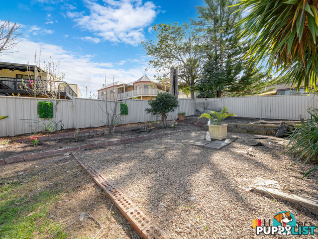 10 Johnson Place SURF BEACH NSW 2536