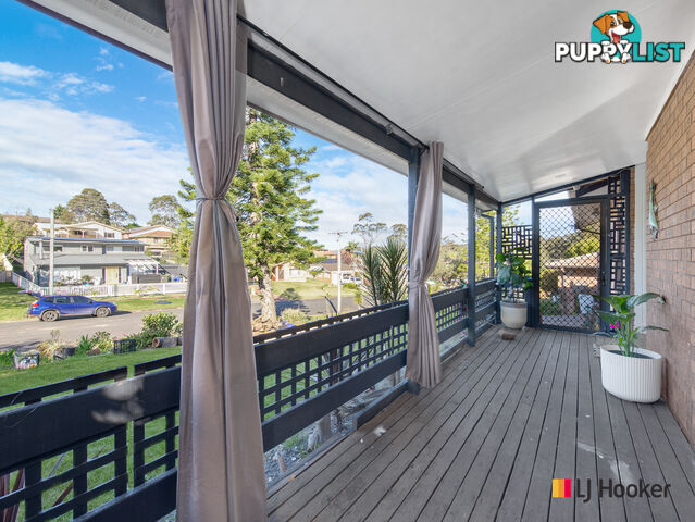 10 Johnson Place SURF BEACH NSW 2536