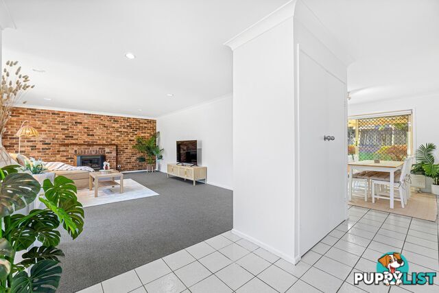 15 Kennedy Crescent DENHAMS BEACH NSW 2536