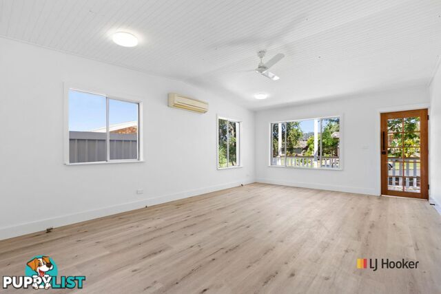 15 Johnson Place SURF BEACH NSW 2536