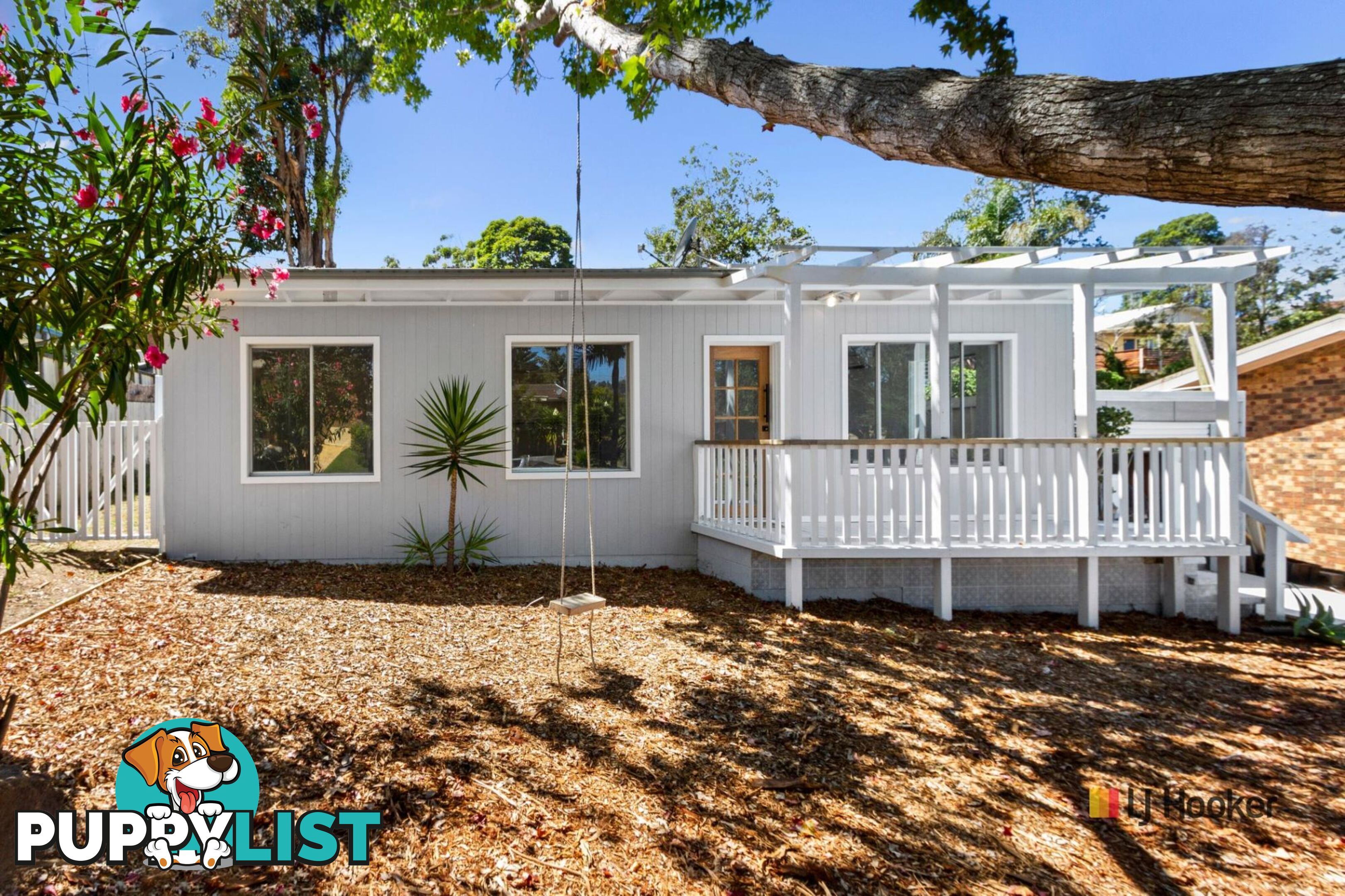 15 Johnson Place SURF BEACH NSW 2536