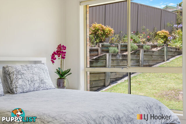 33 Wills Crescent DENHAMS BEACH NSW 2536