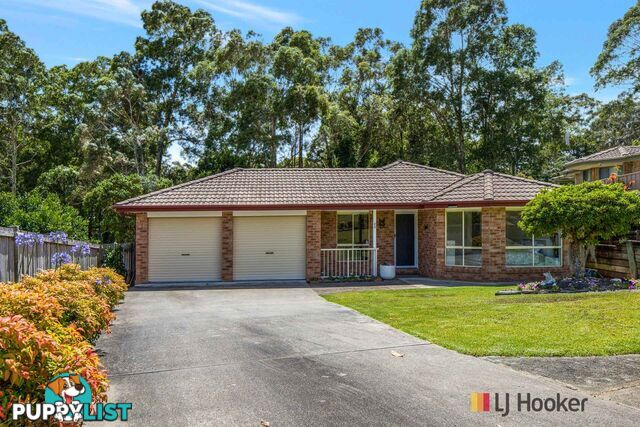 33 Wills Crescent DENHAMS BEACH NSW 2536