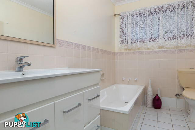 73 Heron Road CATALINA NSW 2536