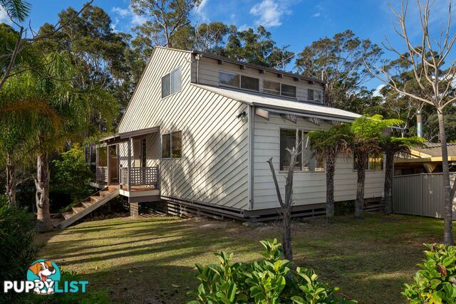 8 Northcove Road LONG BEACH NSW 2536