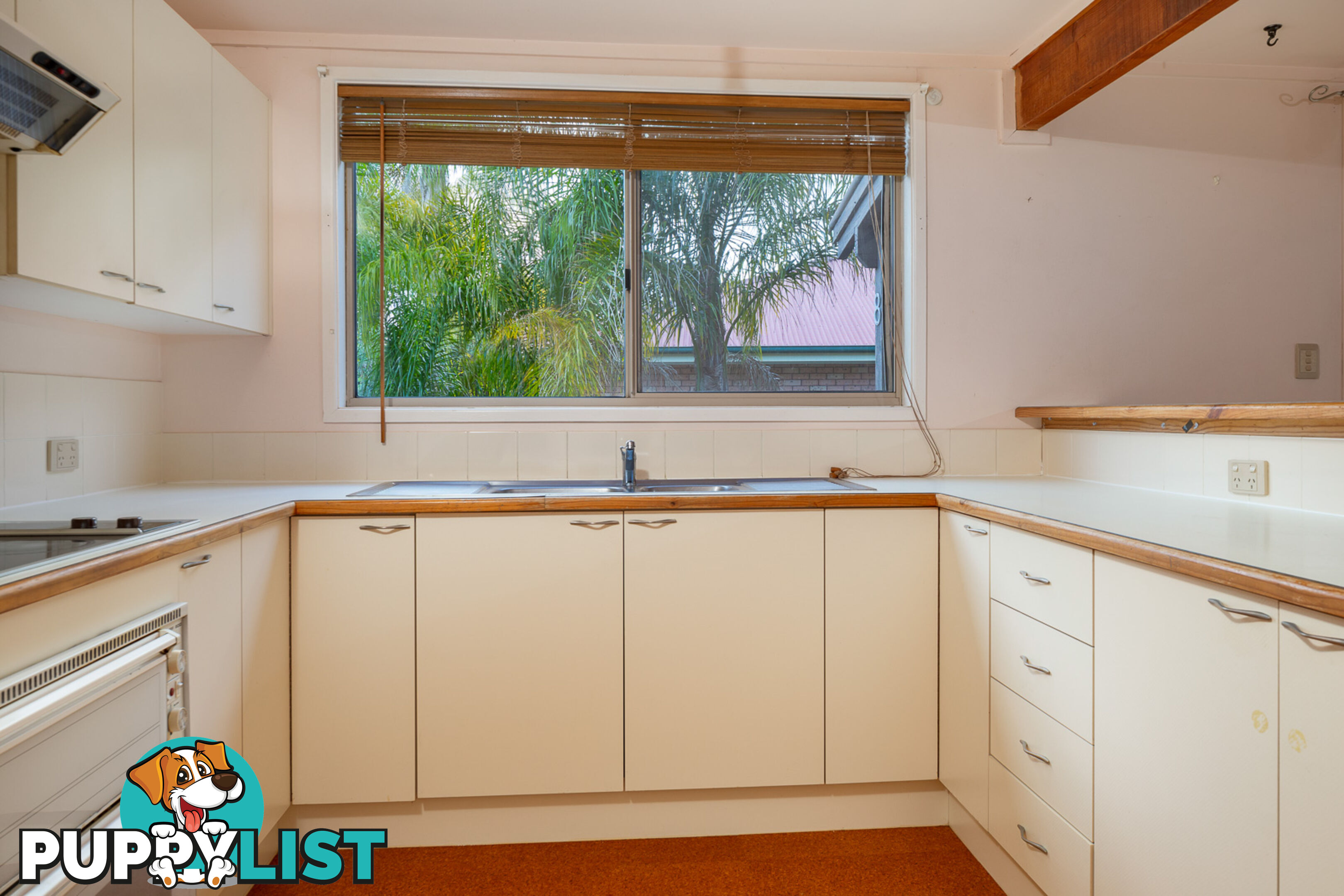 8 Northcove Road LONG BEACH NSW 2536