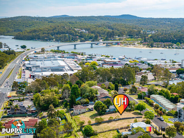 16 Bent Street BATEMANS BAY NSW 2536