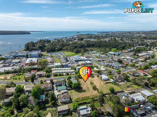 16 Bent Street BATEMANS BAY NSW 2536