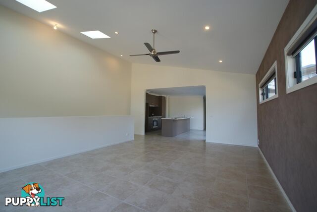 42B Broomfield Cres LONG BEACH NSW 2536