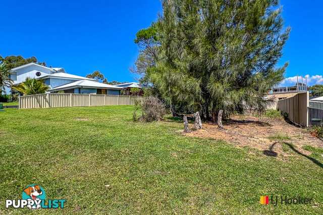 18 Courtenay Crescent LONG BEACH NSW 2536