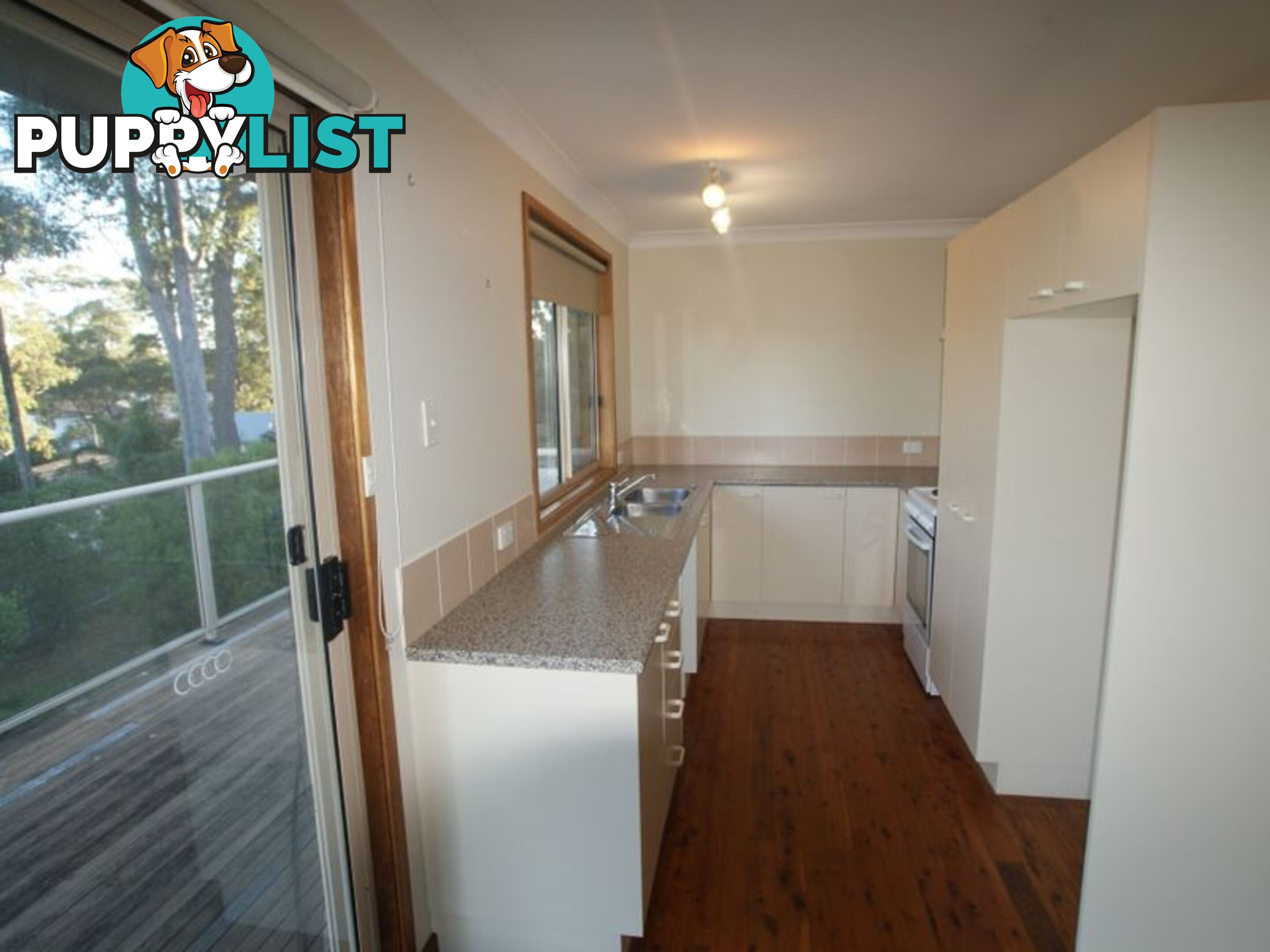 11 Hawks Nest Place SURFSIDE NSW 2536