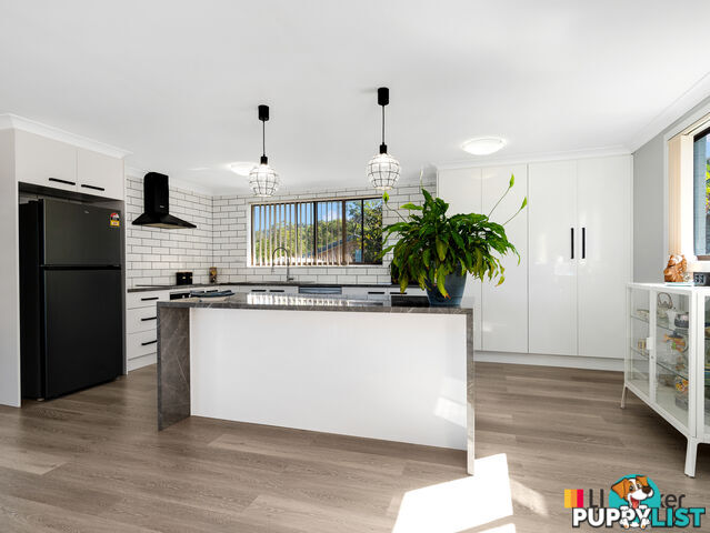 59 Pacific Road SURF BEACH NSW 2536