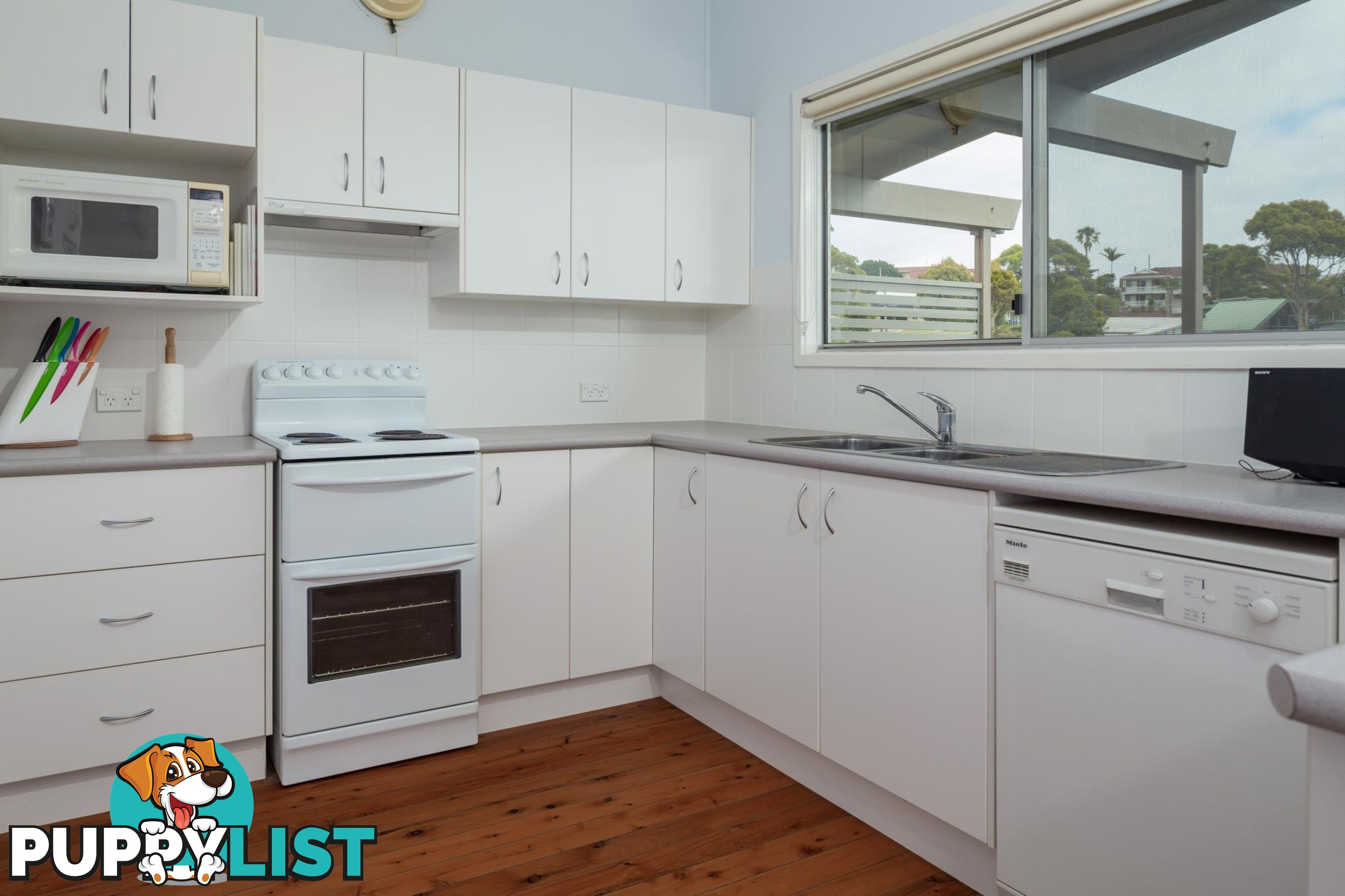 66 Yugura Street MALUA BAY NSW 2536