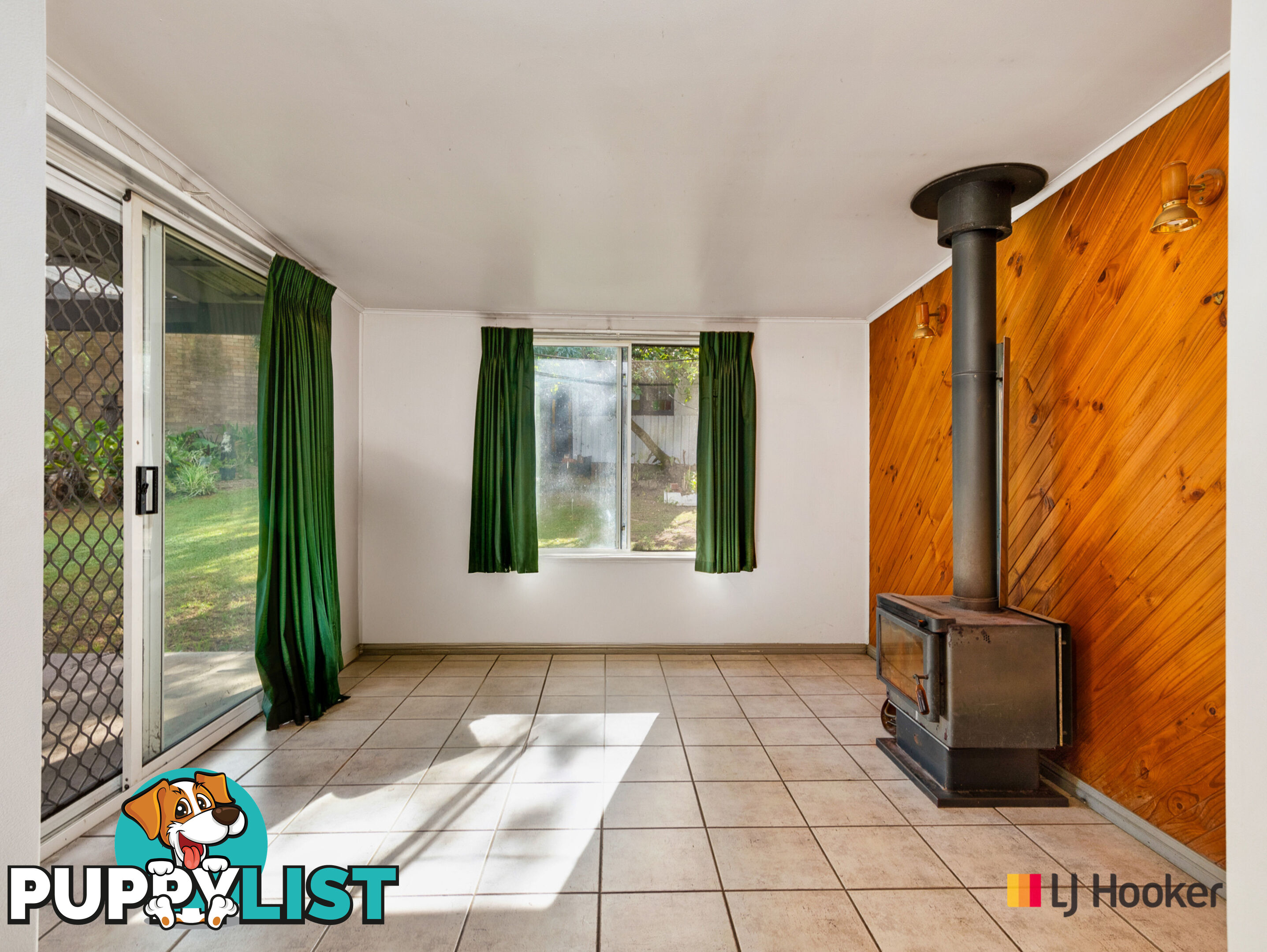 17 Pleasurelea Drive SUNSHINE BAY NSW 2536