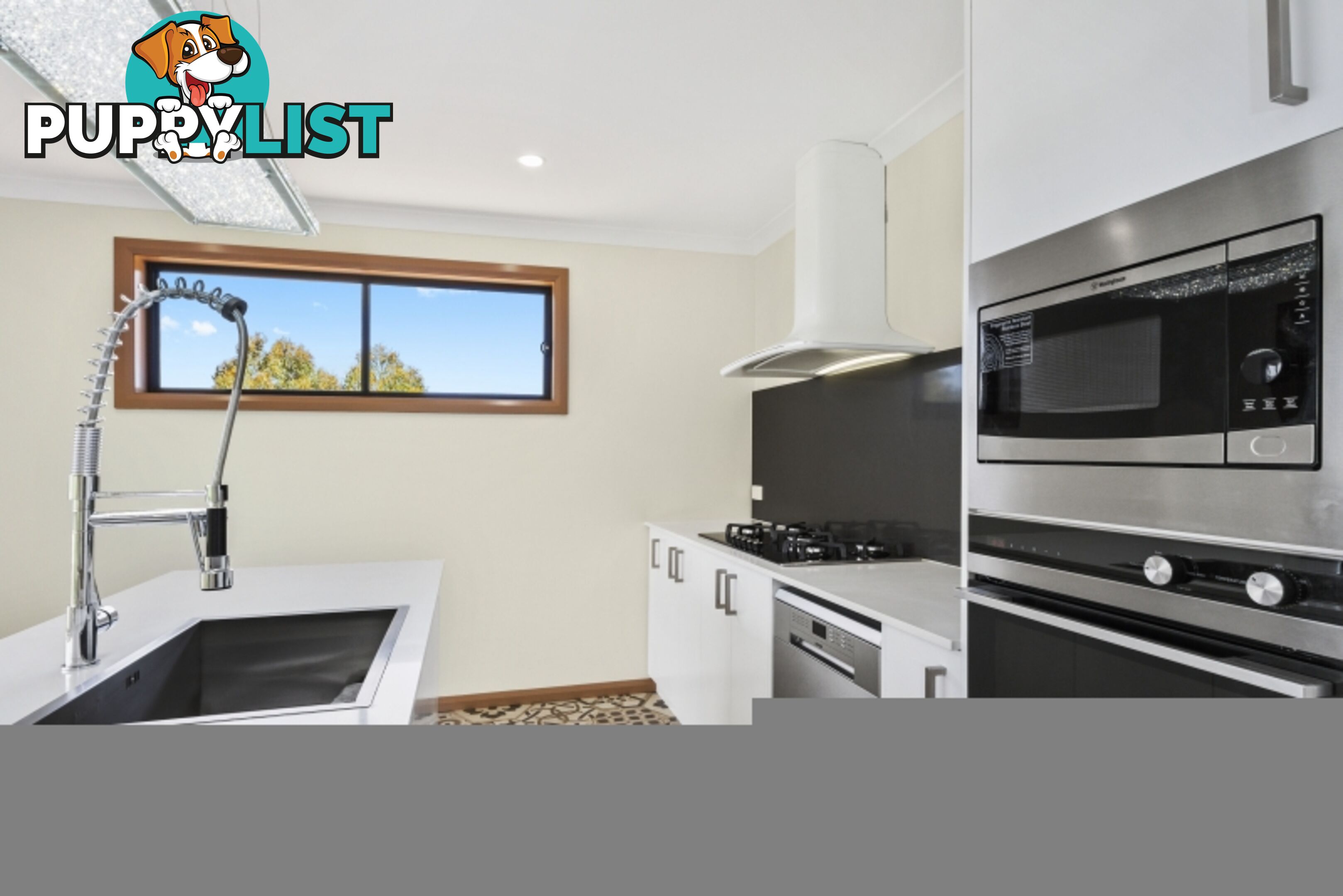 12 Courtenay Crescent LONG BEACH NSW 2536