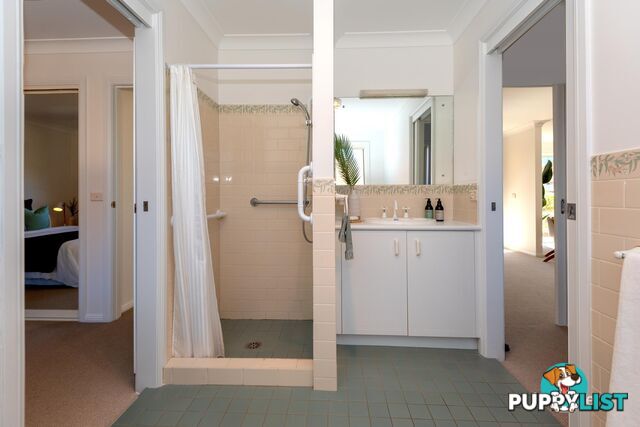 17A Calton Road BATEHAVEN NSW 2536
